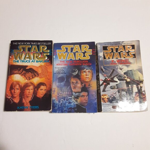 Star Wars VTG 90's Paperback Books - Picture 1 of 5